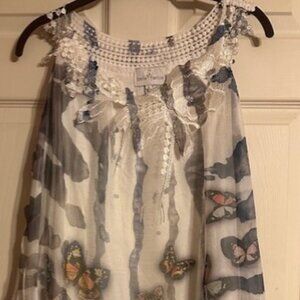 Belle France light weight flowy top, Small